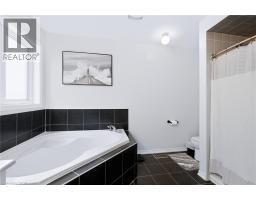 58 BISSET Avenue - 26
