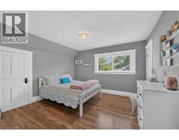109 HODGKINS Avenue - 25