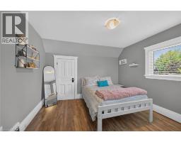 109 HODGKINS Avenue - 26