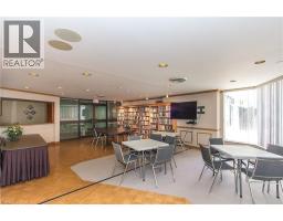 6 WILLOW Street UnitNo. 802 - 45