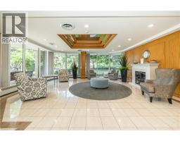 6 WILLOW Street UnitNo. 802 - 5