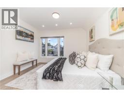 40 GLENDALE Avenue N - 30