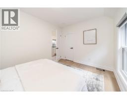 40 GLENDALE Avenue N - 37
