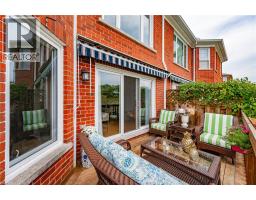 112 FAIRWOOD Place W - 12