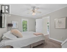 112 FAIRWOOD Place W - 33