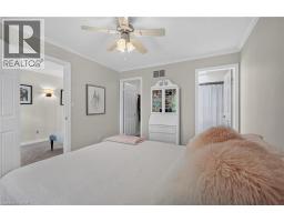 112 FAIRWOOD Place W - 34