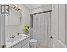 112 FAIRWOOD Place W - 35
