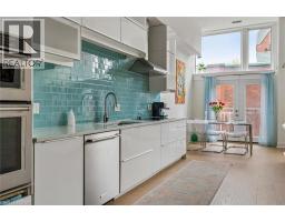 276 W KING Street W UnitNo. 213 - 14