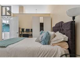 276 W KING Street W UnitNo. 213 - 33