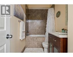 276 W KING Street W UnitNo. 213 - 35