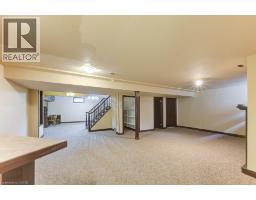 27 WALMER Gardens - 36