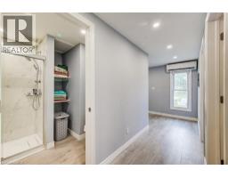 45 CLYDE Street - 39