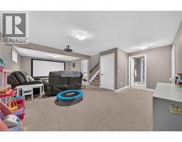 18 EASTMAN GATEWAY - 33
