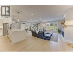 79 SUNSET HILLS Crescent - 11