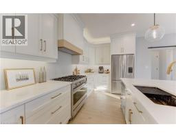 79 SUNSET HILLS Crescent - 13