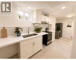 84 ELGAR Avenue - 12