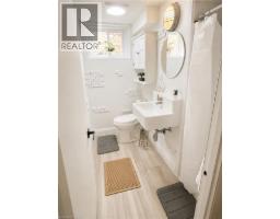 84 ELGAR Avenue - 16