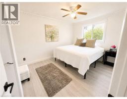 84 ELGAR Avenue - 6
