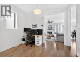 145 STILLWATER Crescent - 5