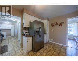 18 ELM Avenue - 13