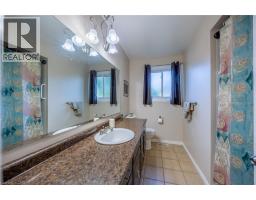 18 ELM Avenue - 22