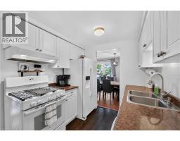14 WOODEDEN Road - 10