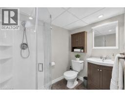 14 WOODEDEN Road - 19