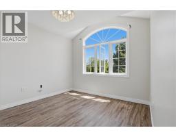43 DECARO Crescent - 13