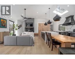 327 GOODRAM Drive - 11