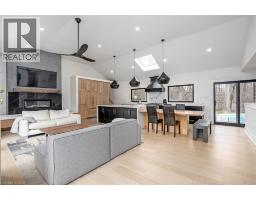 327 GOODRAM Drive - 7