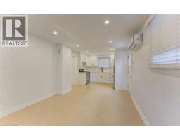 69 HUNGERFORD Road - 32