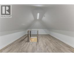 69 HUNGERFORD Road - 34