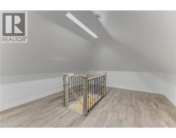 69 HUNGERFORD Road - 35