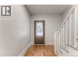69 HUNGERFORD Road - 5