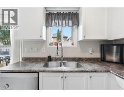 141 CLEGHORN Drive - 11