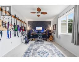 141 CLEGHORN Drive - 17