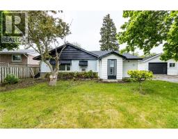 15 SPIERS Crescent - 1
