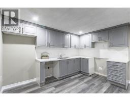 15 SPIERS Crescent - 18