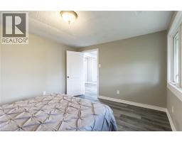 15 SPIERS Crescent - 30