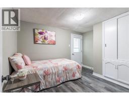 15 SPIERS Crescent - 34