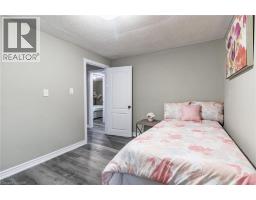 15 SPIERS Crescent - 35