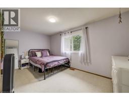 124 QUEENSWAY Drive - 18