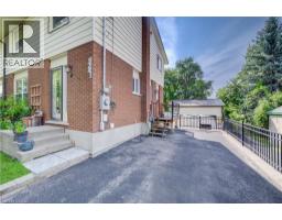 124 QUEENSWAY Drive - 2