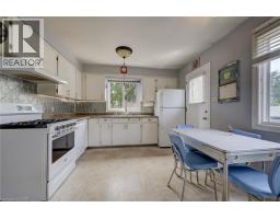 124 QUEENSWAY Drive - 7