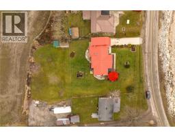 817 LAKESHORE Road - 35