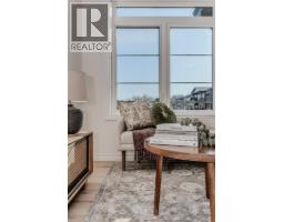 22 LOMOND Lane - 24