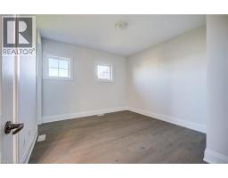 55 WILLIAM CRISP Drive - 31