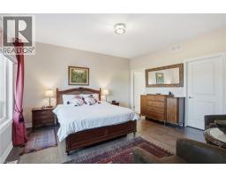 45 DORCHESTER Boulevard S UnitNo. 12 - 10