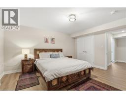 45 DORCHESTER Boulevard S UnitNo. 12 - 22