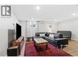 45 DORCHESTER Boulevard S UnitNo. 12 - 25